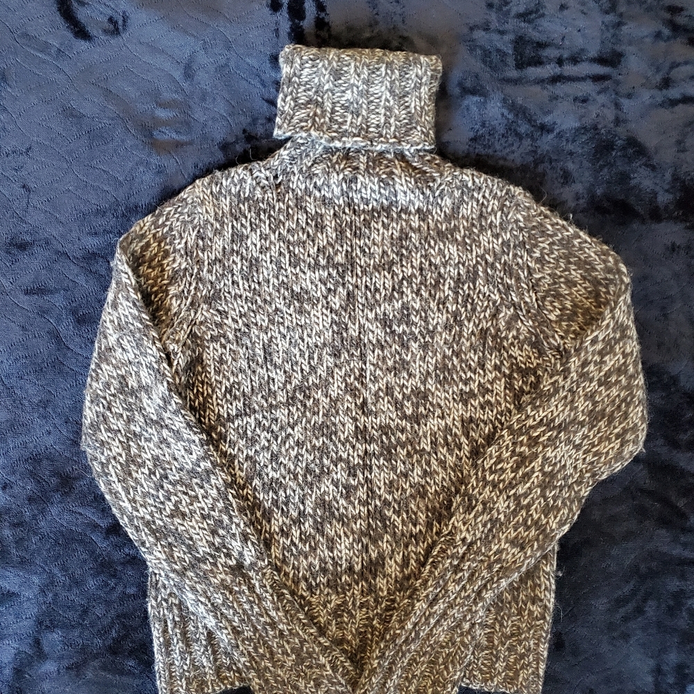 Burberry Cozy Wool Brown Turtleneck Sweater